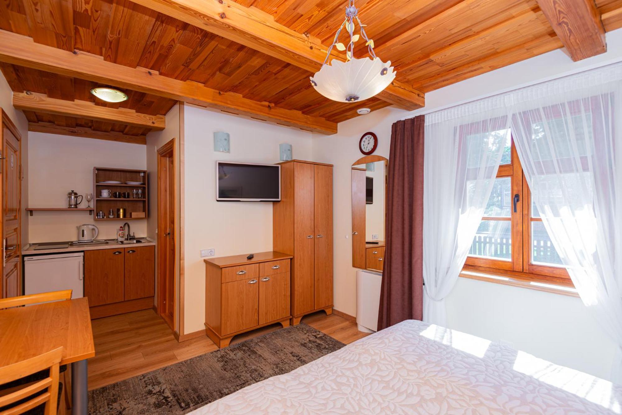 Vila Banga Aparthotel Nida Ngoại thất bức ảnh